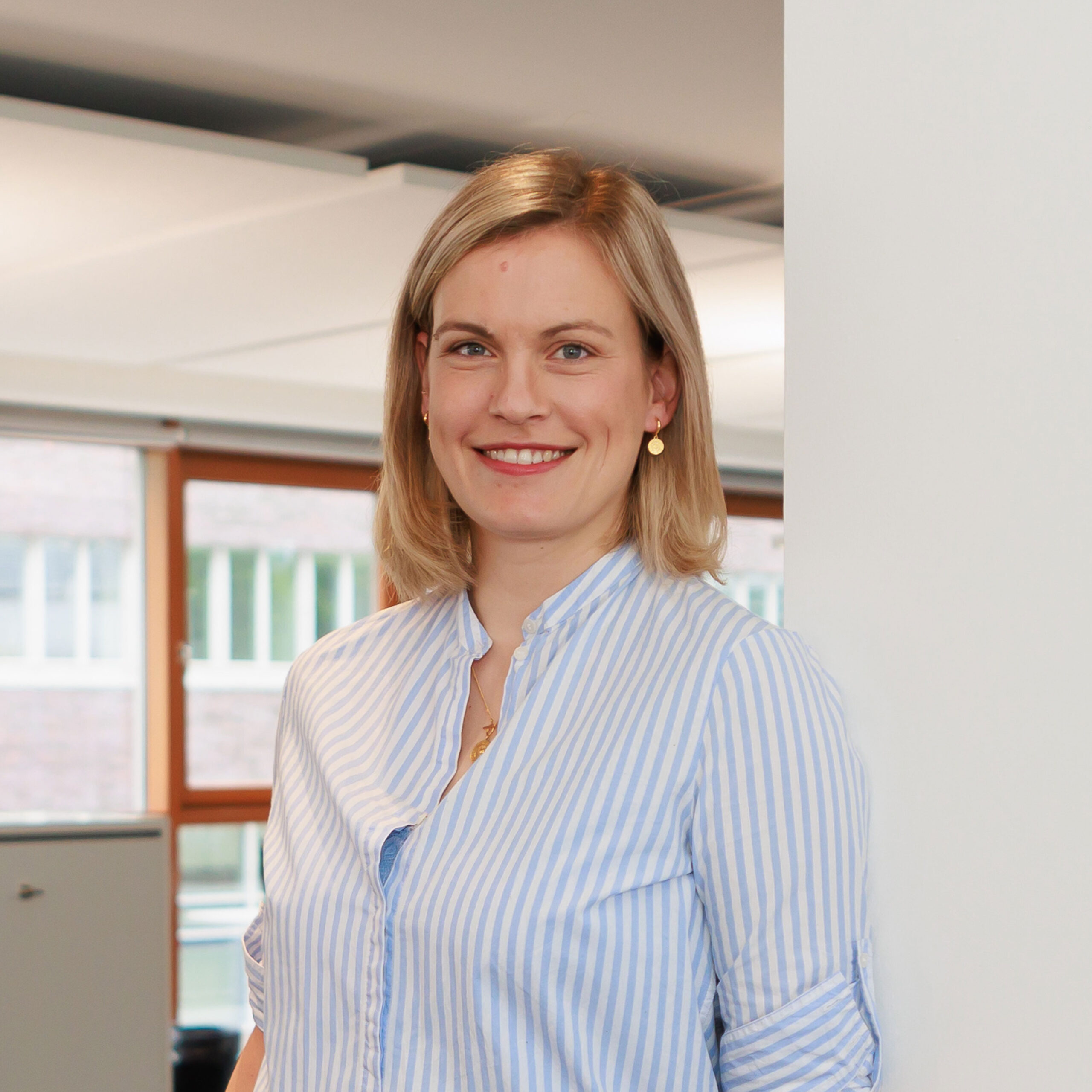 THREE.E Femke